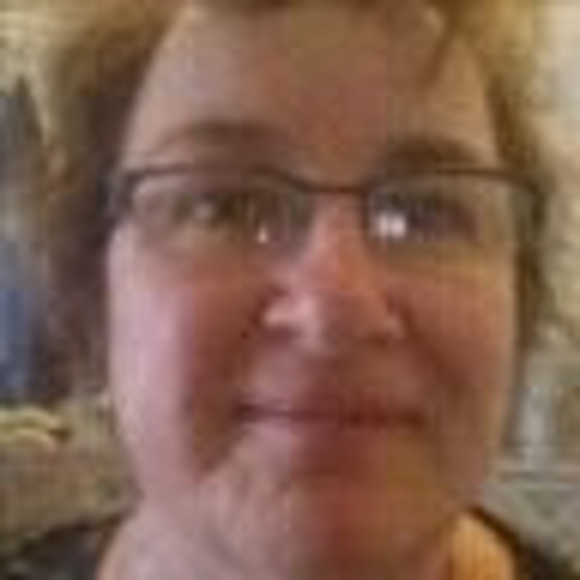 Meet your Posher, Josee - Picture 1 of 1